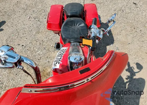 2010 Harley-Davidson Flhxse z USA, uszkodzony, nr VIN 1HD1PZ818AB952976